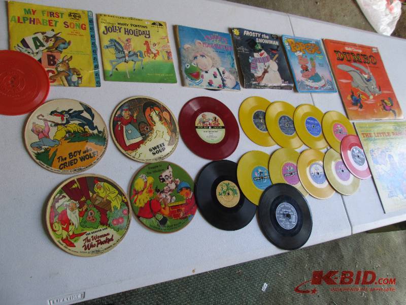 lot 60 image: Lot of assorted kids records...