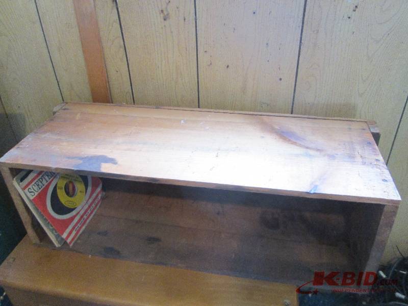 lot 86 image: Vintage wood crate for storage...