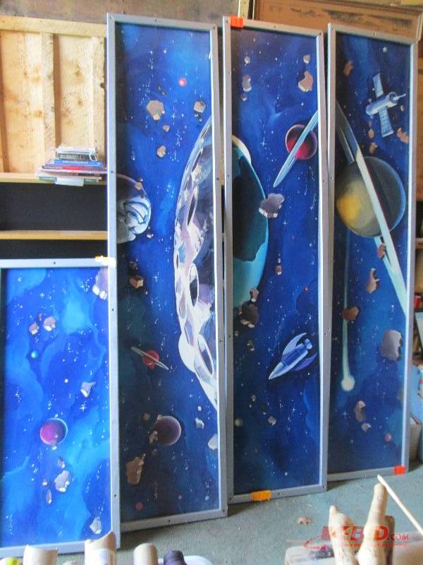 lot 128 image: Lot of 3 commercial grade space sce...