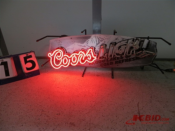lot 15 image: Coors Light Neon Sign