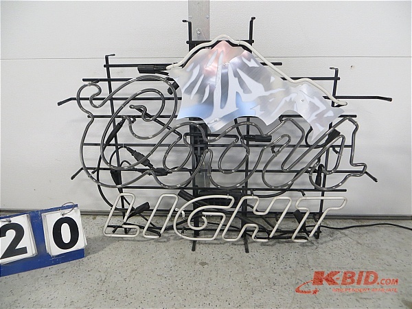 lot 20 image: Coors Light Neon Sign