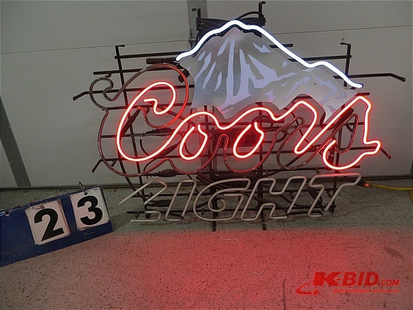 lot 23 image: Coors Light Neon Sign