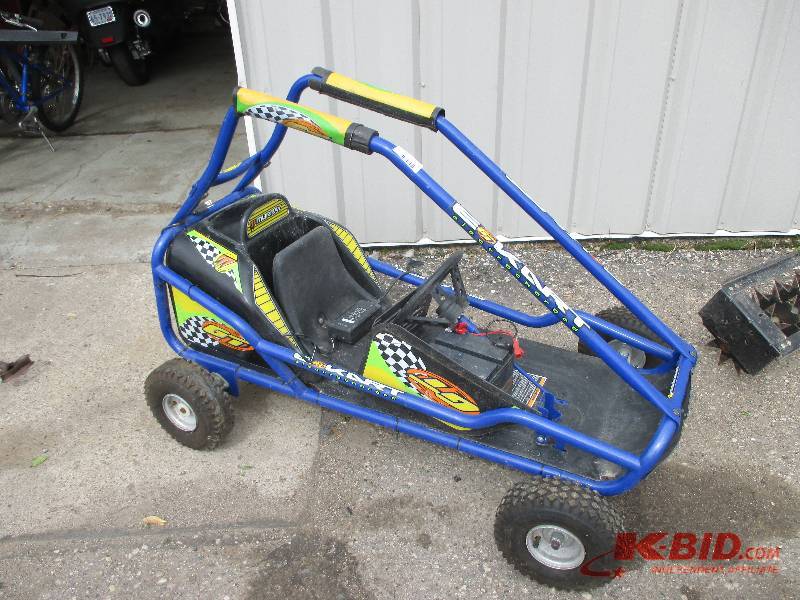 lot 8 image: Murray electric go cart