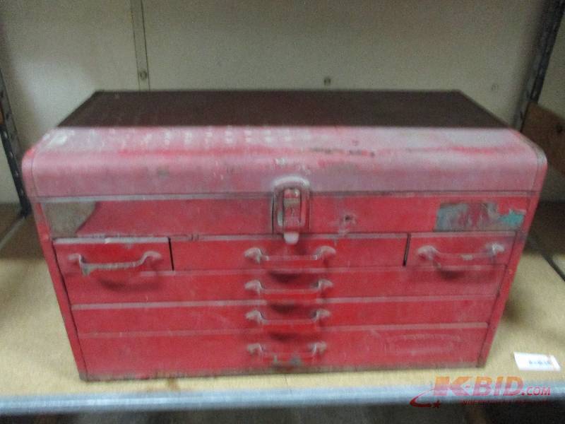 lot 23 image: Craftsman tool chest