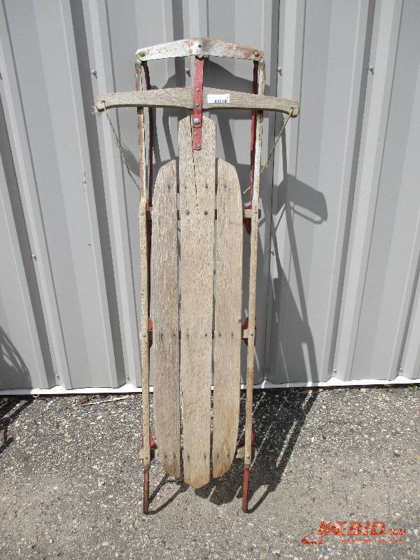 lot 32 image: antique tobaggon