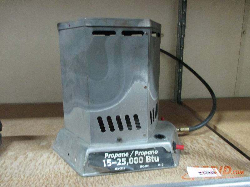 lot 52 image: heater