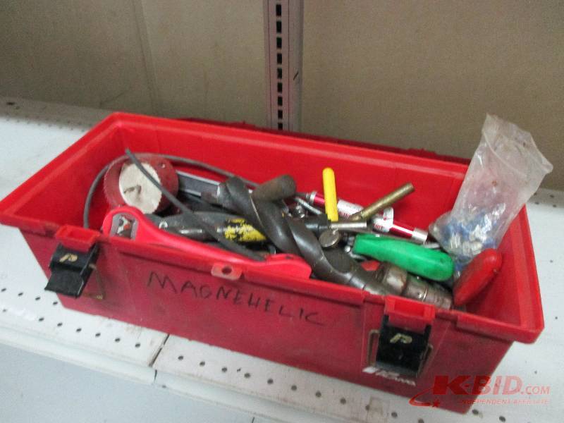 lot 57 image: Toolbox and tools