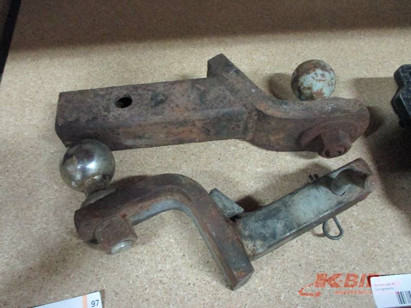 lot 97 image: 2 drop hitches