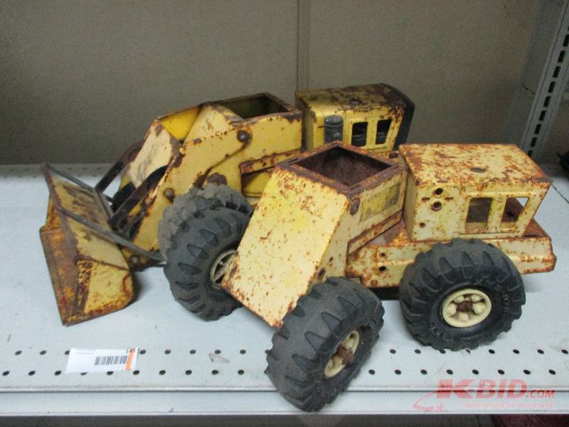 lot 145 image: 2 tonka loaders