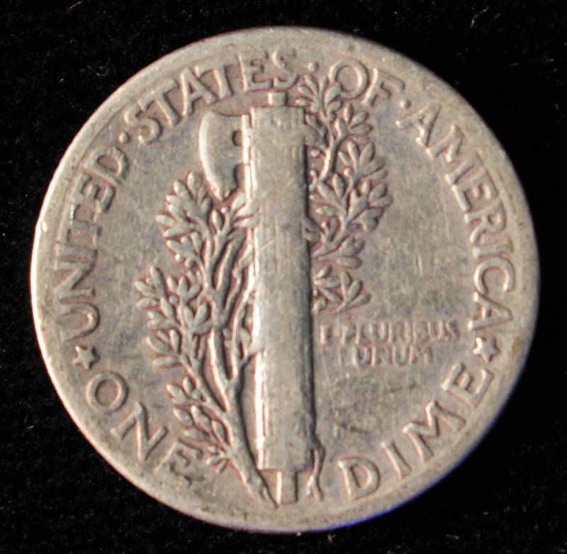 1945 MERCURY SILVER DIME VG