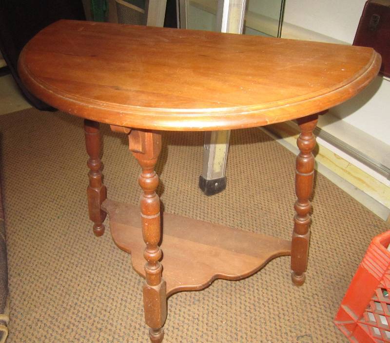 12 Moon Table