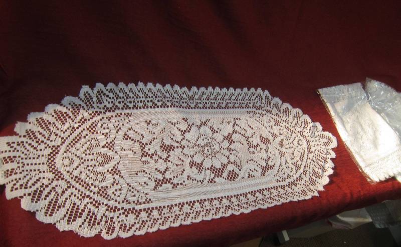NEW Lace Runners