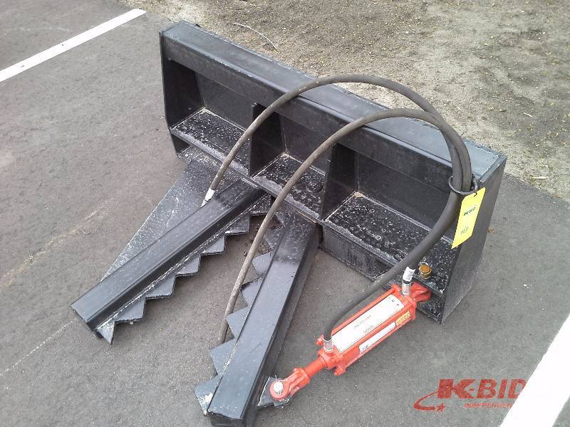 48 Tree Puller