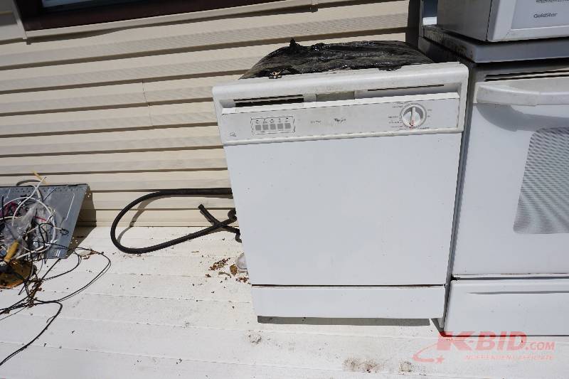 Whirlpool Model DU912PFG1 Dishwasher 2003 Salem 38' Camper Travel