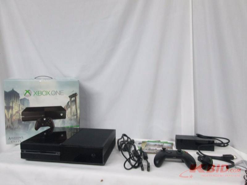 XBOX One 500GB with Assassins Creed IV and Unity
