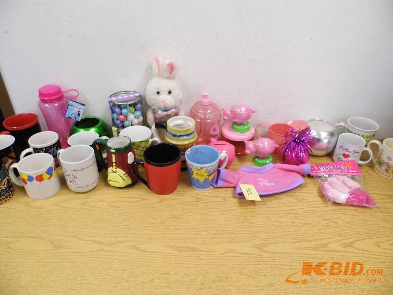 lot 18 image: Mugs, Stuffed and Misc
