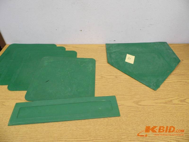 lot 31 image: Green Bases