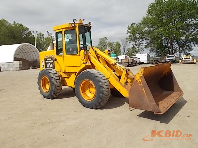 lot 1 image: John Deere 444C Wheel Loader, 85 HP...
