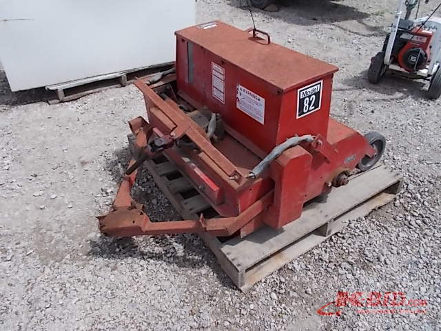 Toro / Olathe Model 82 Slit Seeder,... | Owatonna Landscaping Surplus ...