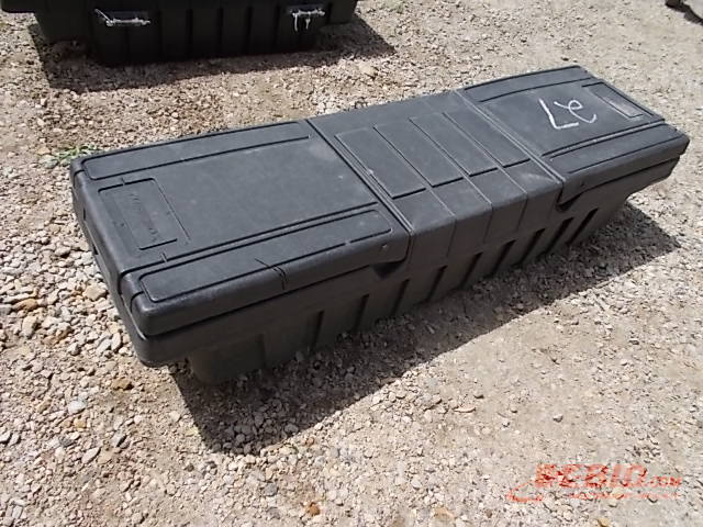 lot 27 image: Tuff Box Poly Saddle Toolbox, Fits ...
