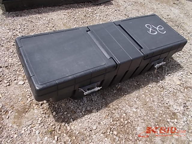 lot 28 image: Delta Poly Saddle Toolbox, Fits Mid...