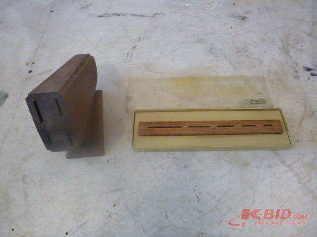 Chicago Cutlery Knife Rack and Block