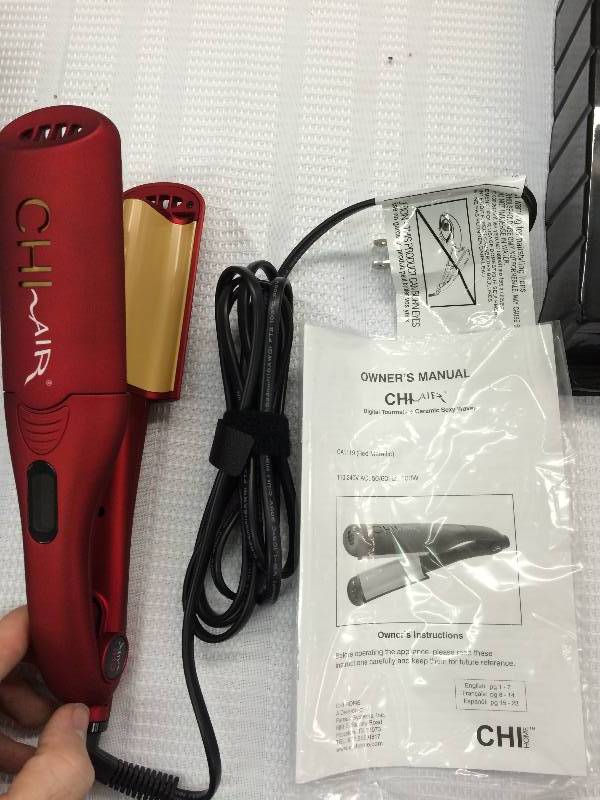 lot 10 image: chi air sexy waver