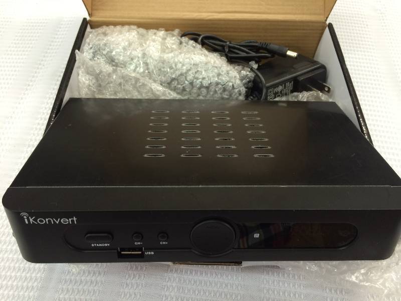 lot 43 image: i konvert digital tv converter box with remote