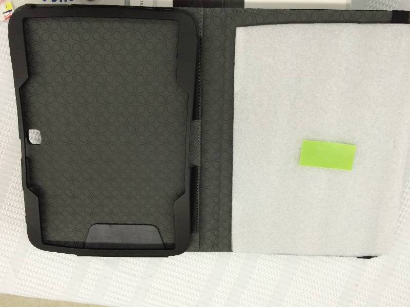 lot 77 image: i luve galaxy tab case and iphone caddy