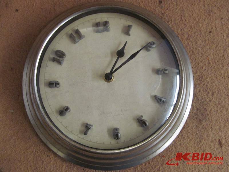 Wall clock