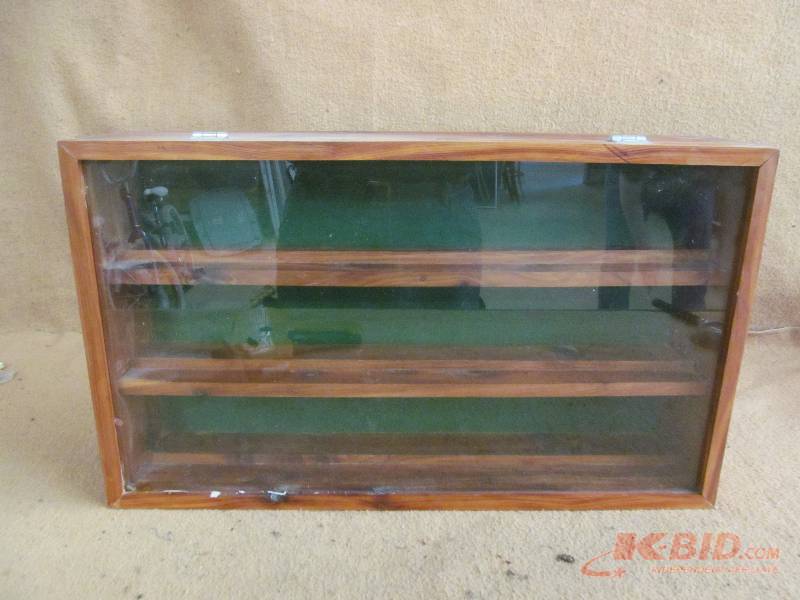 Display case