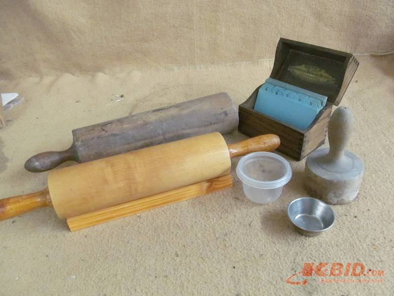 Vintage Kitchen Supplies