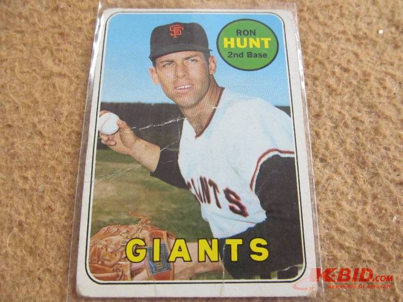 lot 15 image: Baseball Card