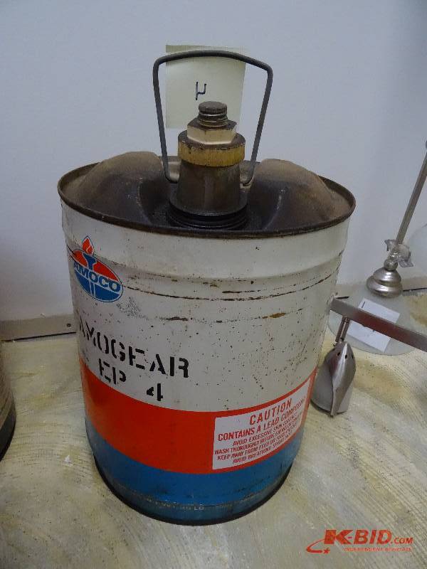 oil can