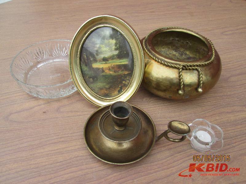 Vintage brass pot and candle holder...