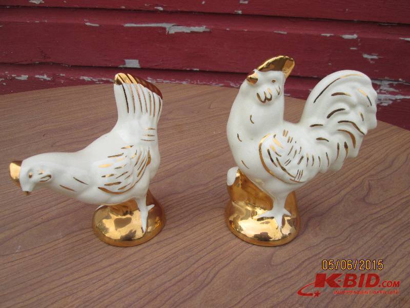 Unique porcelain rooster and hen. W...