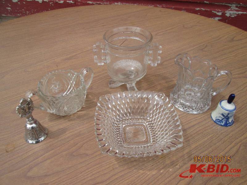 Nice collection of vintage glass se...