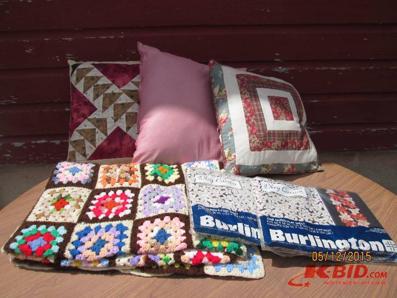 New set of floral sheets in origina...