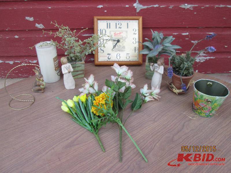 Nice setting of spring household de...
