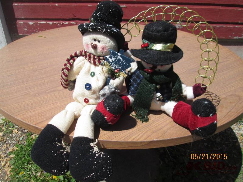 Cute snowman card holder and shelf ...