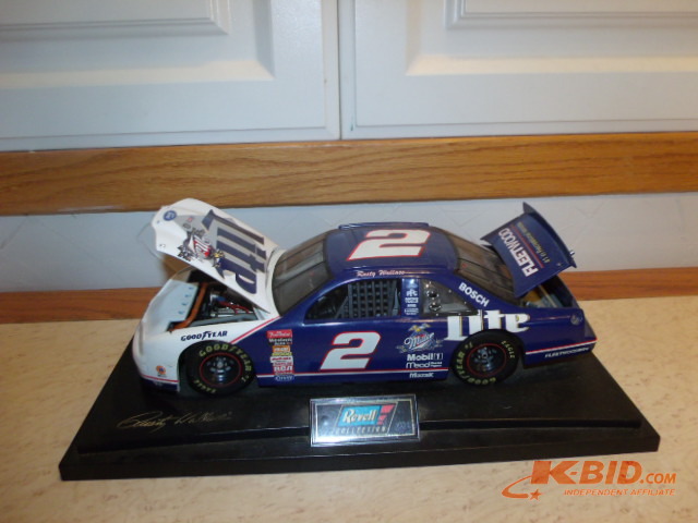 118 scale mounted Rusty Wallace  Miller Lite Diecast Car