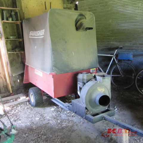 lot 9 image: Swisher Trailer Vacuum