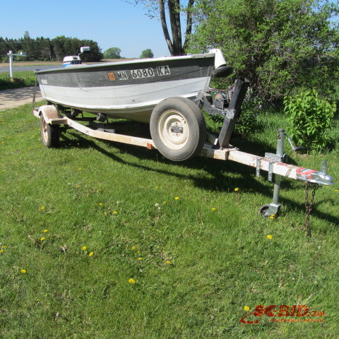 lot 11 image: Northwoods Boat, Trailer, Motor