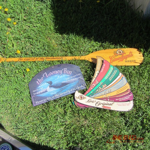lot 30 image: Leinenkugel Paddle, Looney Bin Sign