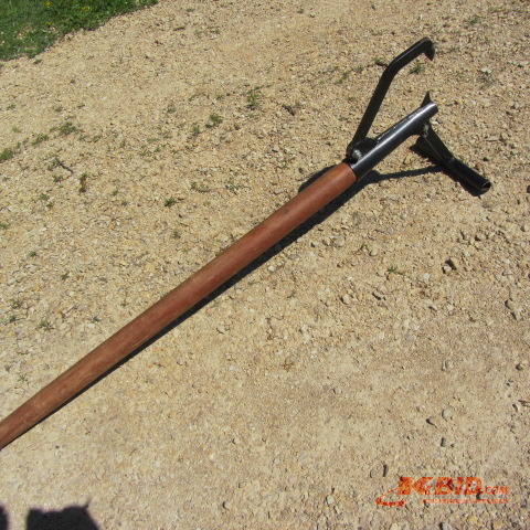 lot 34 image: Log Roller