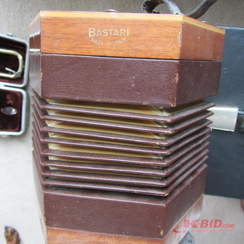 lot 71 image: Vintage Bastari Concertina
