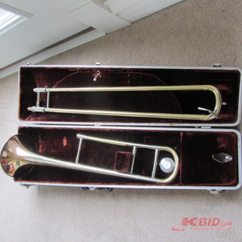 lot 73 image: Student Trombone