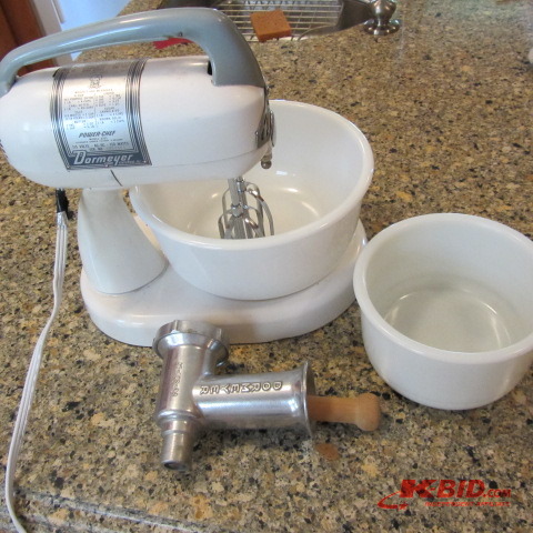 lot 90 image: Vintage Stand Mixer