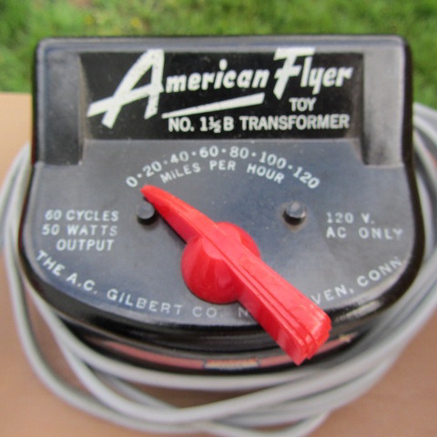 lot 102 image: Gilbert American Flyer Model Train