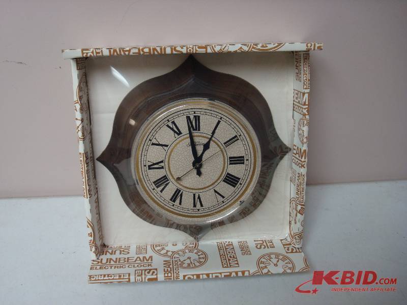 lot 19 image: New In The Package Sunbeam Clock